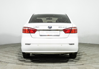 Подержанный автомобиль Lifan Solano 2017 года (6 фото)