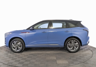 Новый Hongqi HS3 2025 (3 фото)