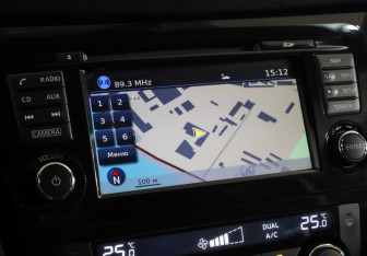 Подержанный автомобиль Nissan X-Trail 2017 года (14 фото)