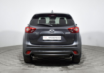 Подержанный автомобиль Mazda CX-5 2015 года (7 фото)