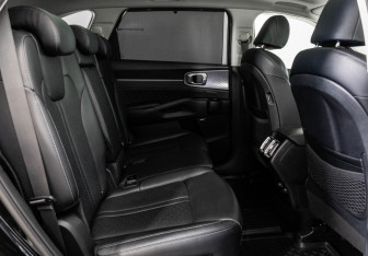 Подержанный автомобиль Kia Sorento 2021 года (25 фото)