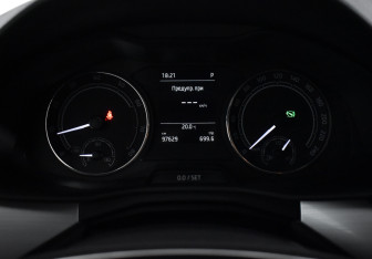 Подержанный автомобиль Skoda Rapid Liftback 2020 года (19 фото)