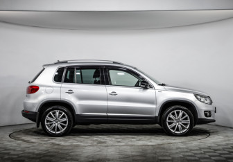 Подержанный автомобиль Volkswagen Tiguan 2013 года (4 фото)