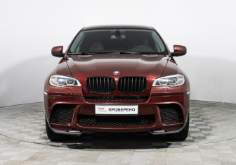 Подержанный автомобиль BMW X6 2013 года (2 фото)