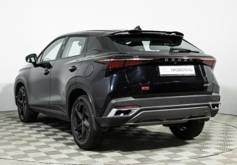 Подержанный автомобиль Omoda C5 2023 года (7 фото)