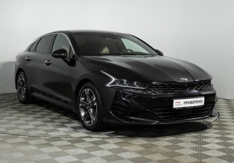 Подержанный автомобиль Kia K5 2021 года (3 фото)