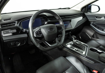 Подержанный автомобиль Omoda S5 2024 года (11 фото)