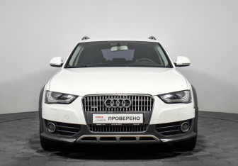 Подержанный автомобиль Audi A4 allroad 2012 года (2 фото)