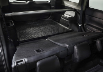 Подержанный автомобиль Mitsubishi Outlander 2022 года (27 фото)