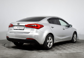 Подержанный автомобиль Kia Cerato Sedan 2013 года (5 фото)