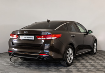 Подержанный автомобиль Kia Optima Sedan 2017 года (5 фото)