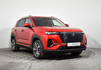 Подержанный автомобиль Changan CS35PLUS 2023 года (3 фото)