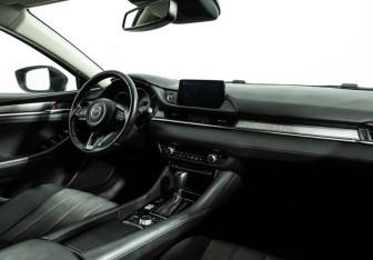 Подержанный автомобиль Mazda 6 Sedan 2018 года (9 фото)