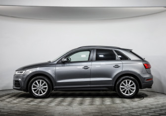 Подержанный автомобиль Audi Q3 2018 года (8 фото)