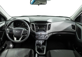 Подержанный автомобиль Hyundai Creta 2017 года (13 фото)