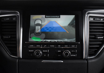 Подержанный автомобиль Porsche Macan 2015 года (19 фото)