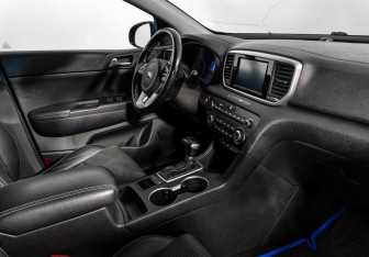 Подержанный автомобиль Kia Sportage 2019 года (13 фото)