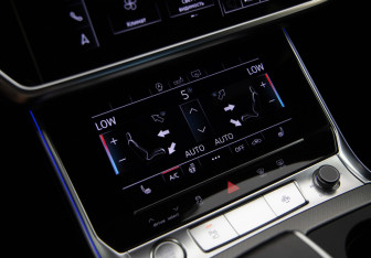 Подержанный автомобиль Audi A6 Sedan 2019 года (16 фото)