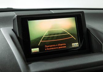 Подержанный автомобиль Lexus CT 2011 года (16 фото)