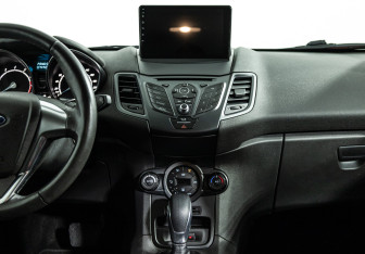 Подержанный автомобиль Ford Fiesta Hatchback 2016 года (14 фото)
