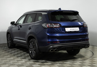 Подержанный автомобиль Chery Tiggo 8 Pro Max 2023 года (7 фото)