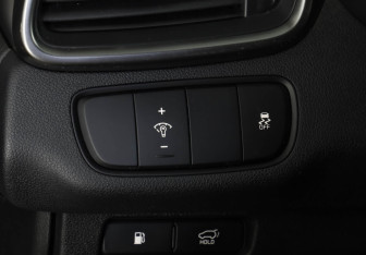 Подержанный автомобиль Kia Sorento 2018 года (21 фото)