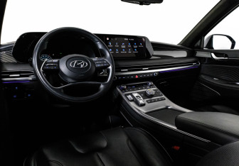 Подержанный автомобиль Hyundai Palisade 2022 года (17 фото)