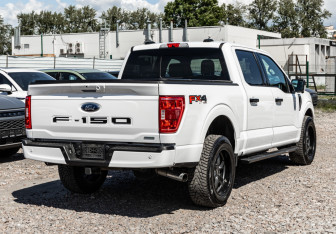 Подержанный автомобиль Ford F-150 2021 года (6 фото)