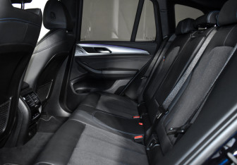 Подержанный автомобиль BMW X3 2019 года (13 фото)