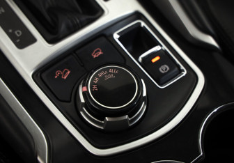 Подержанный автомобиль Mitsubishi Pajero Sport 2018 года (20 фото)