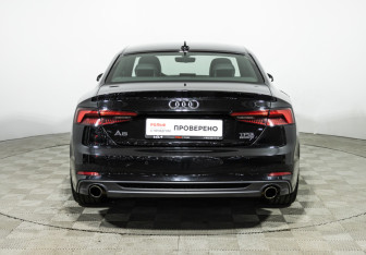 Подержанный автомобиль Audi A5 Coupe 2017 года (6 фото)