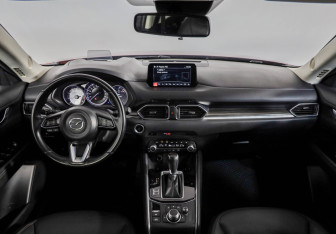 Подержанный автомобиль Mazda CX-5 2021 года (11 фото)