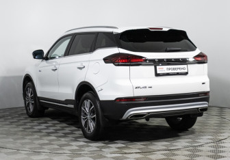 Подержанный автомобиль Geely Atlas Pro 2023 года (7 фото)