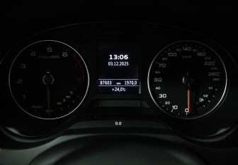 Подержанный автомобиль Audi A3 Sedan 2018 года (12 фото)