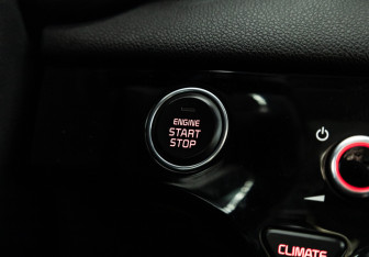 Подержанный автомобиль Kia Sportage 2016 года (20 фото)