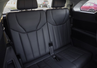 Подержанный автомобиль Hongqi E-HS9 2021 года (36 фото)