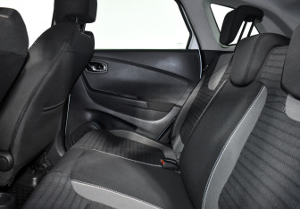 Подержанный автомобиль Renault Kaptur 2017 года (12 фото)