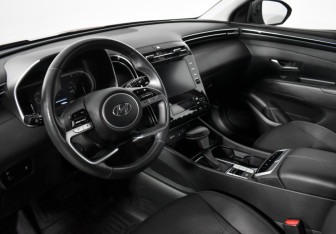 Подержанный автомобиль Hyundai Tucson 2021 года (9 фото)