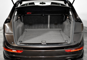 Подержанный автомобиль Audi Q5 2013 года (19 фото)