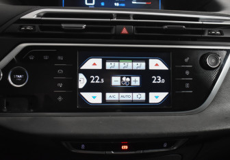 Подержанный автомобиль Citroen C4 Picasso 2014 года (17 фото)