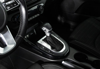 Подержанный автомобиль Kia Cerato Sedan 2020 года (17 фото)