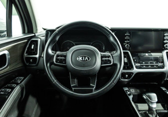 Подержанный автомобиль Kia Sorento 2020 года (21 фото)