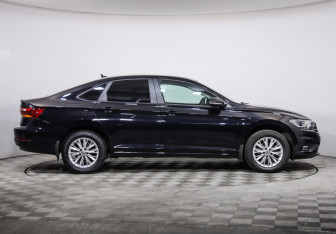 Подержанный автомобиль Volkswagen Jetta Sedan 2020 года (4 фото)