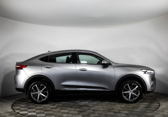 Подержанный автомобиль Haval F7x 2022 года (4 фото)