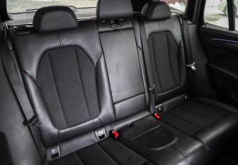 Подержанный автомобиль BMW X3 2018 года (31 фото)