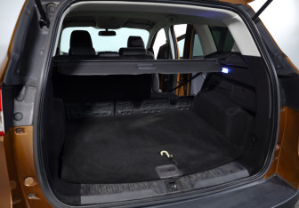 Подержанный автомобиль Ford Kuga 2014 года (28 фото)