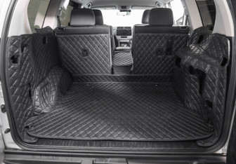 Подержанный автомобиль Toyota Land Cruiser Prado 2022 года (30 фото)