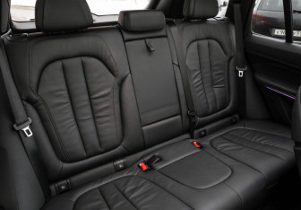 Подержанный автомобиль BMW X5 2019 года (32 фото)