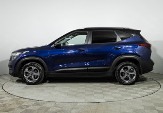 Подержанный автомобиль Kia Seltos 2020 года (8 фото)