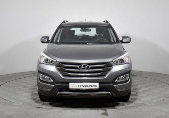 Подержанный автомобиль Hyundai Santa Fe 2012 года (2 фото)